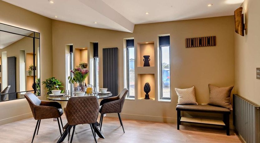 Photo of 1 Bed in Mundeseley