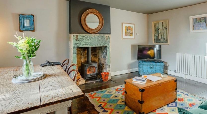 Photo of 2 Bed in Wingfield