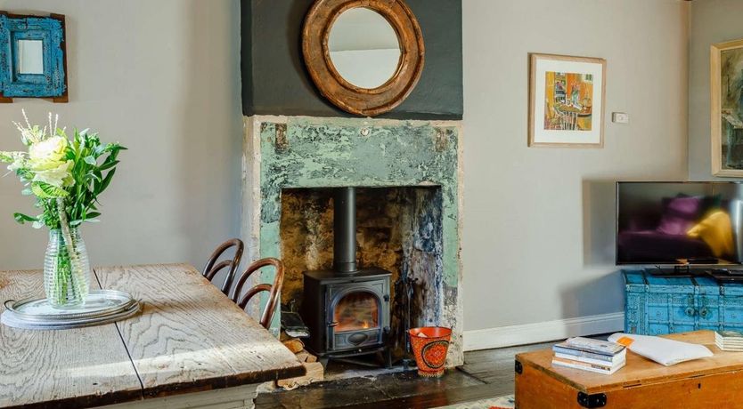 Photo of 2 Bed in Wingfield