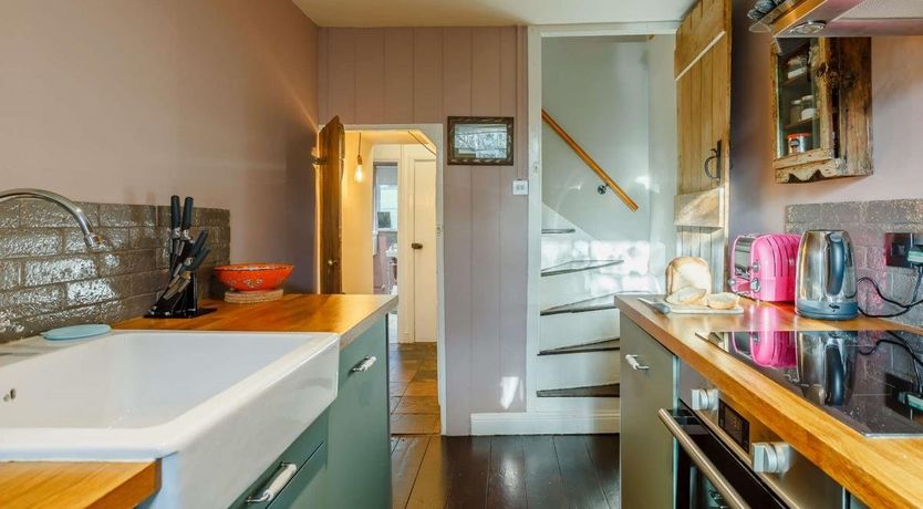 Photo of 2 Bed in Wingfield