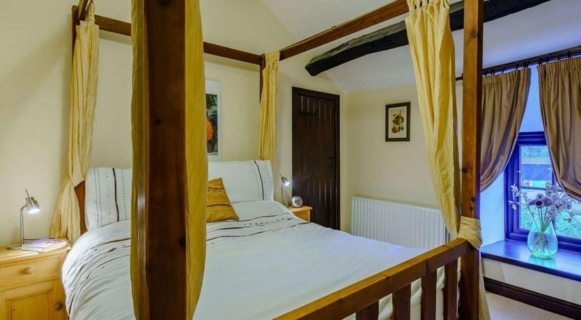 Photo of 1 Bed in Spark Bridge