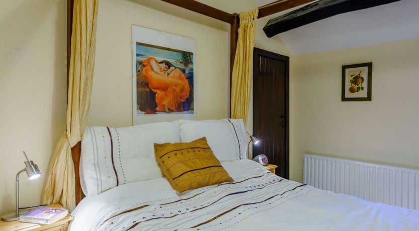 Photo of 1 Bed in Spark Bridge