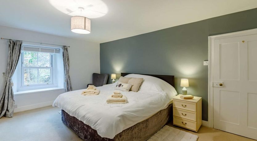 Photo of 4 Bed in Westwood