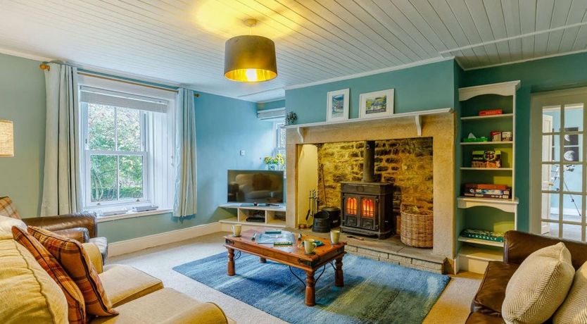 Photo of 4 Bed in Westwood