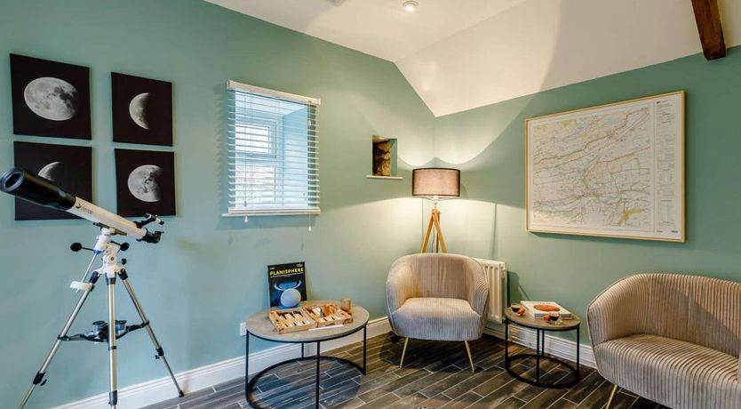 Photo of 4 Bed in Westwood