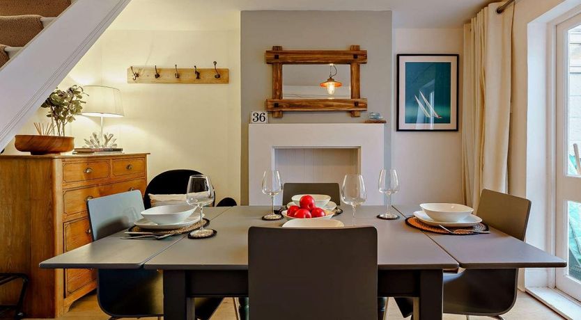 Photo of 2 Bed in Cowes