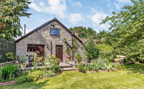 Photo of in Cleobury Mortimer  (90642)
