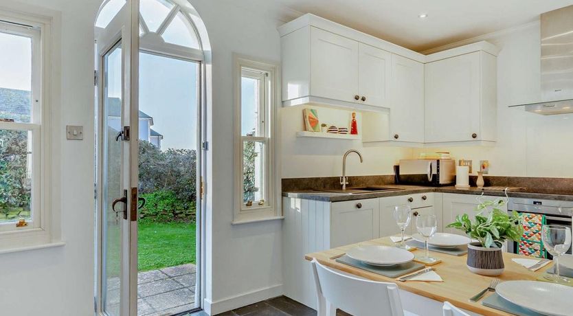 Photo of 2 Bed in Newquay