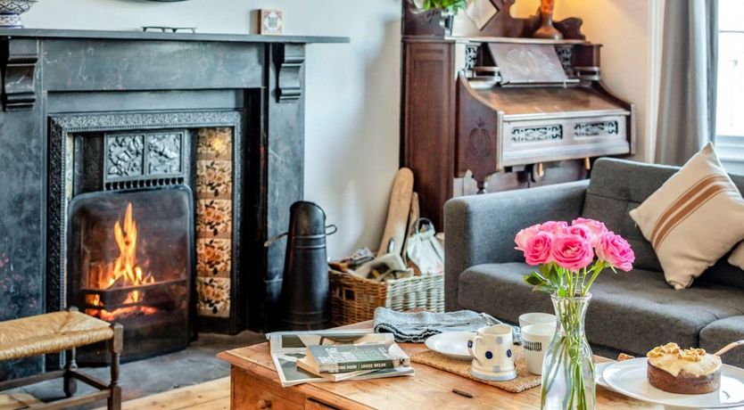 Photo of 4 Bed in Mortehoe