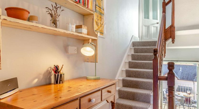 Photo of 4 Bed in Mortehoe