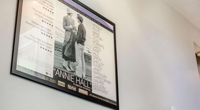 Photo of 4 Bed in Mortehoe