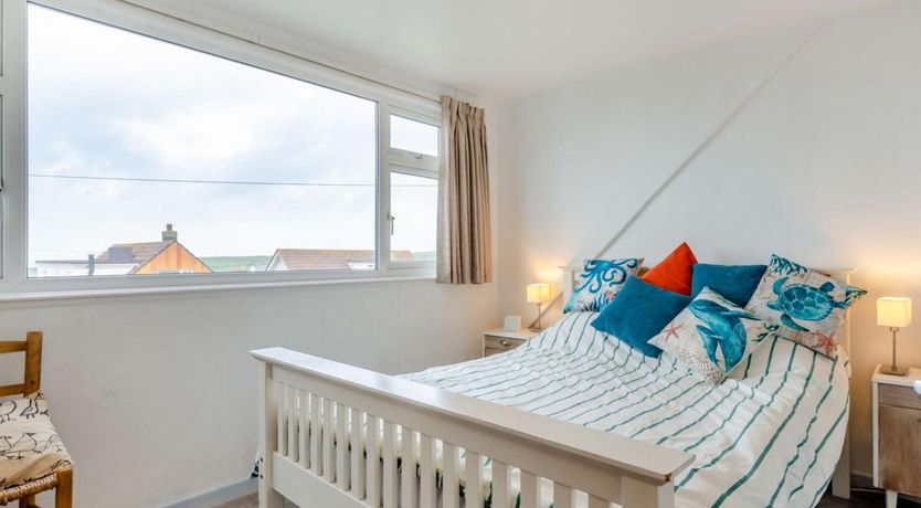 Photo of 3 Bed in Porthtowan