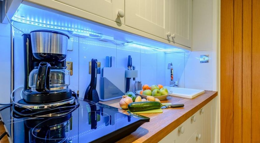 Photo of 1 Bed in Highcliffe