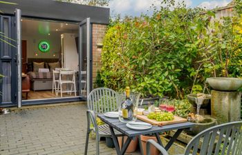 in Highcliffe (90444) Holiday Cottage