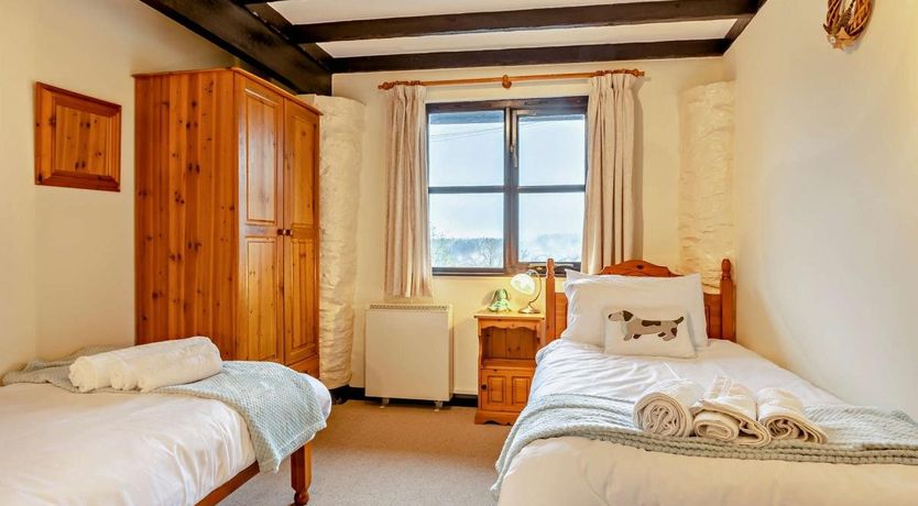 Photo of 2 Bed in Dulverton