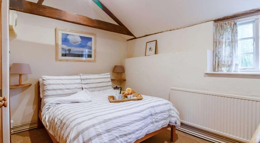 Photo of 2 Bed in Abergavenny