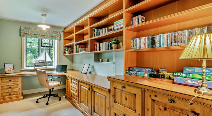 Photo of 3 Bed in Mundeseley