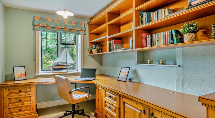 Photo of 3 Bed in Mundeseley