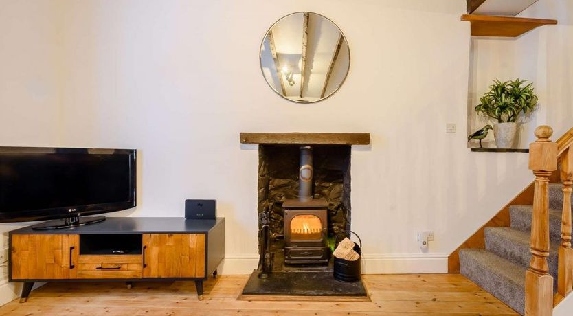 Photo of 3 Bed in Tenby