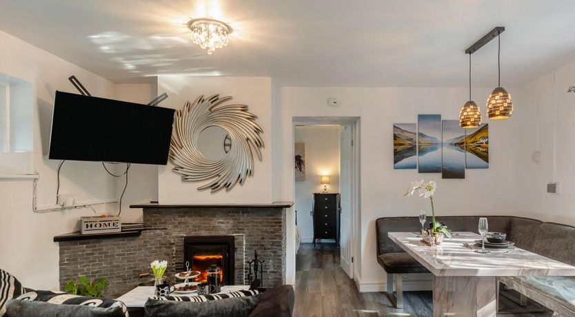 Photo of 2 Bed in Afonwen