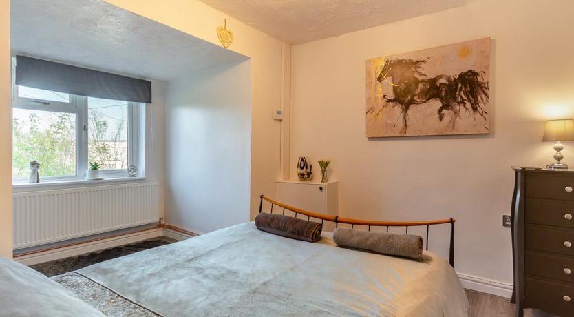 Photo of 2 Bed in Afonwen