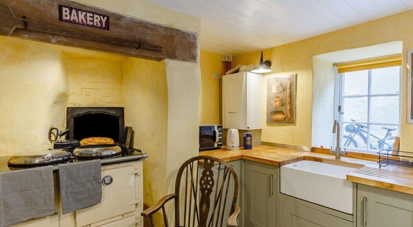 Photo of 4 Bed in Dunster