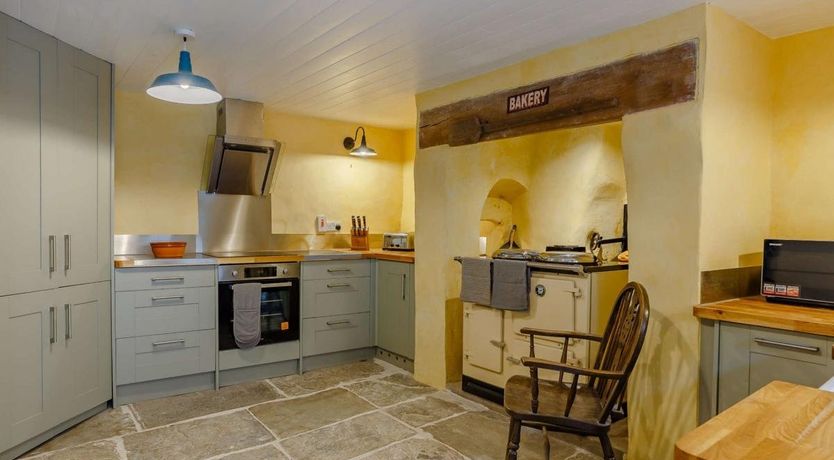 Photo of 4 Bed in Dunster