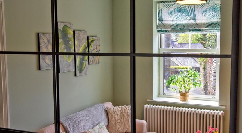 Photo of 2 Bed in Bakewell