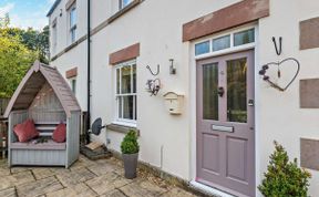 Photo of Cottage in Derbyshire