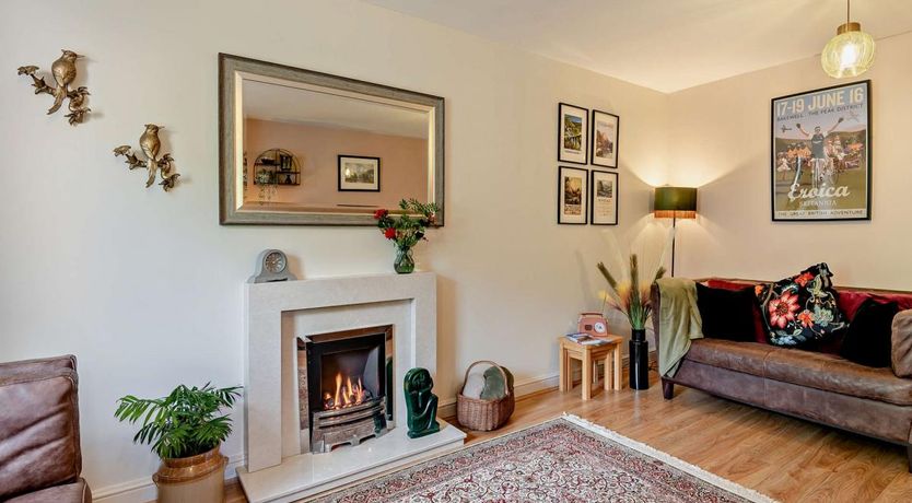 Photo of 3 Bed in Matlock