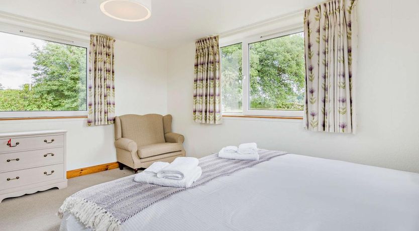Photo of 5 Bed in Dunkeld
