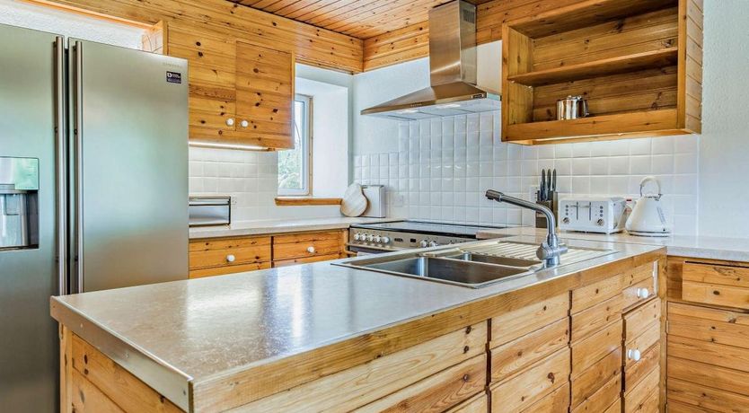 Photo of 5 Bed in Dunkeld