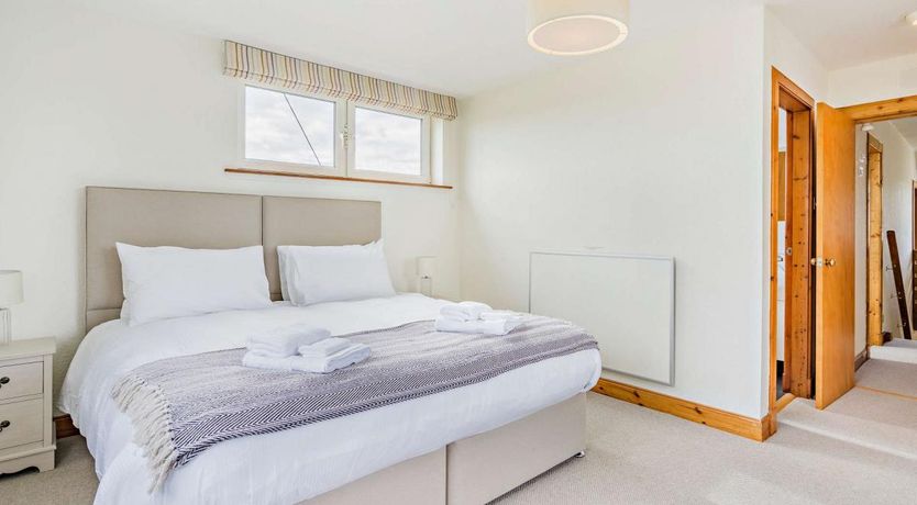 Photo of 5 Bed in Dunkeld