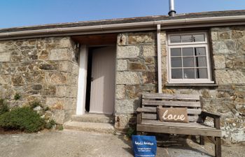 The Roost Holiday Cottage