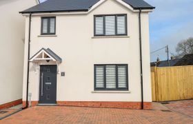 Photo of 6-meadow-gardens