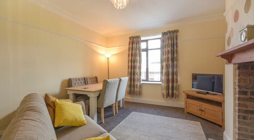 Photo of Dairyman's Cottage