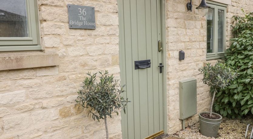 Photo of Bridge House