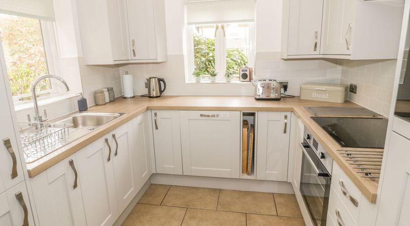 Photo of Bridge House