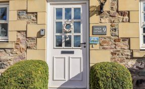 Photo of No9 Budle Sands