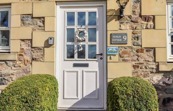 No9 Budle Sands Holiday Cottage