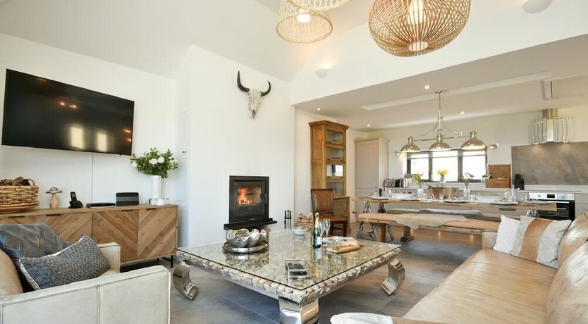 Photo of Waters Edge Beadnell (Harbour Road)