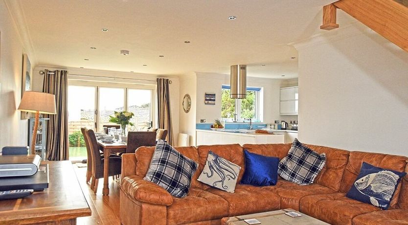 Photo of Farne Cottage