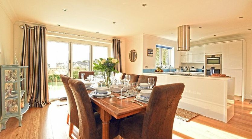 Photo of Farne Cottage