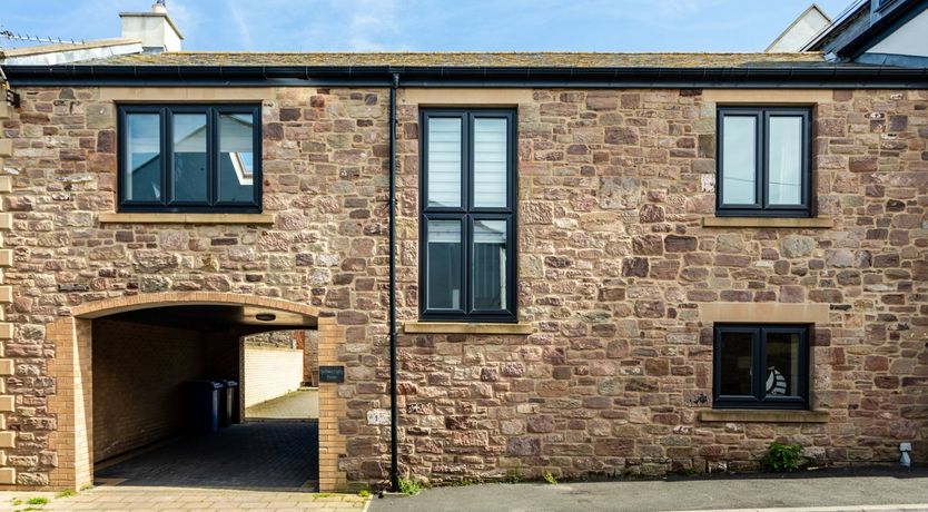 Photo of Harbour Lights House