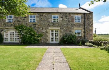 Budle Sands Holiday Cottage