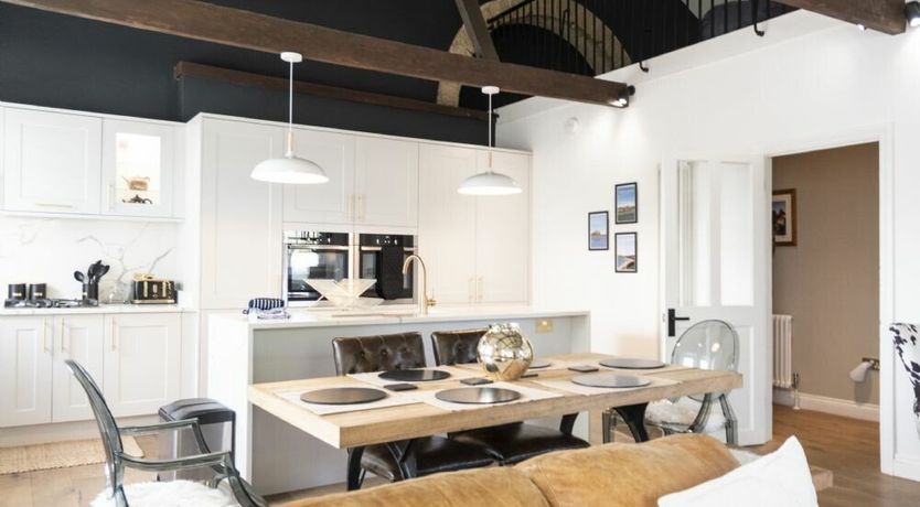 Photo of Treetops, Alnwick