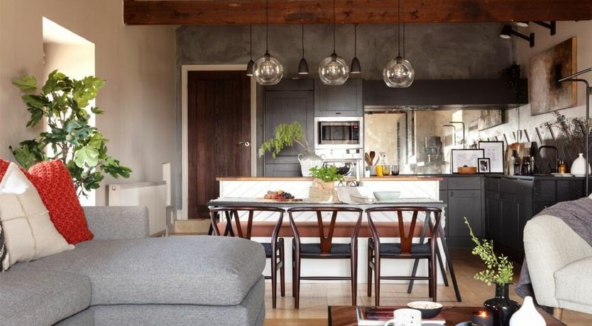 Photo of Lantern View