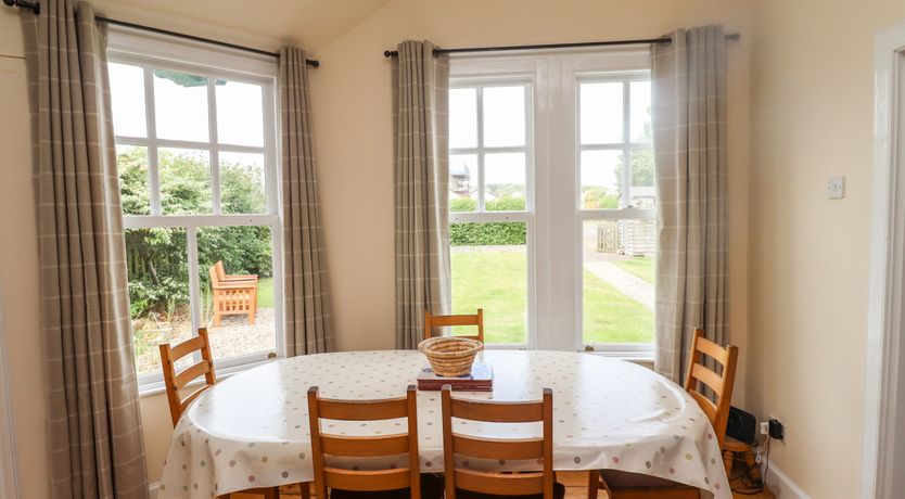 Photo of Armstrong Cottages No2