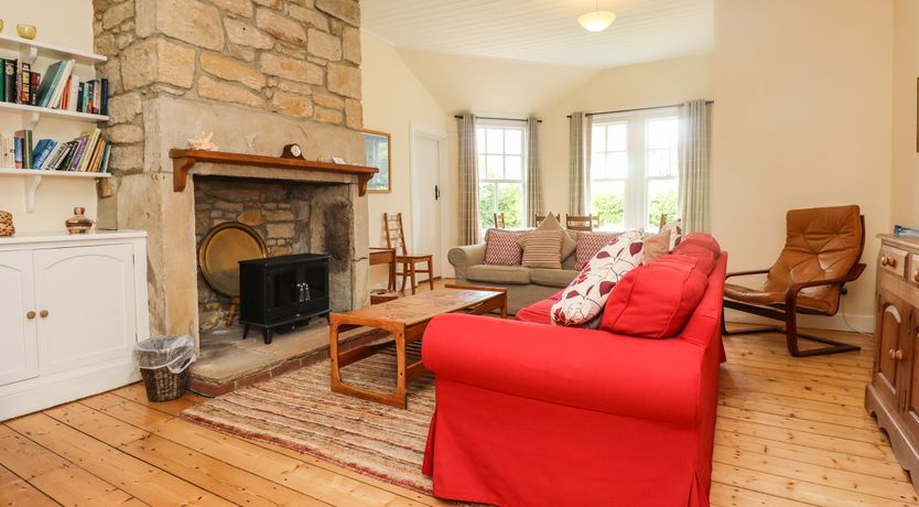 Photo of Armstrong Cottages No2