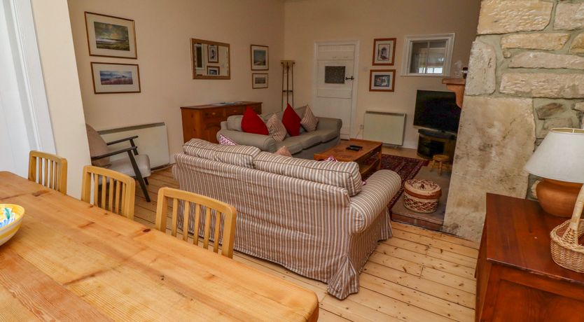 Photo of Armstrong Cottages No2